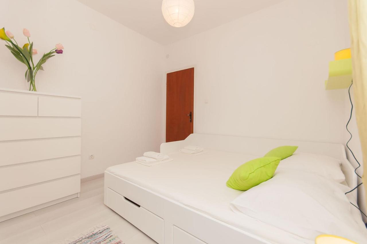 Apartman Roza Duce Exterior photo